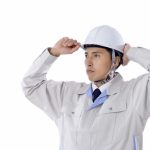 アスベストを含む建物の解体を行う場合、必要となる資格は?