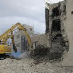 アスベストを含む建物を解体する工事を実施 必要な手続きとは?